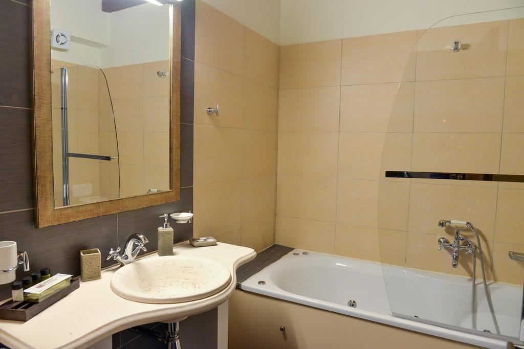 Vathyskia Guesthouse Kato Sinikia Trikalon ภายนอก รูปภาพ